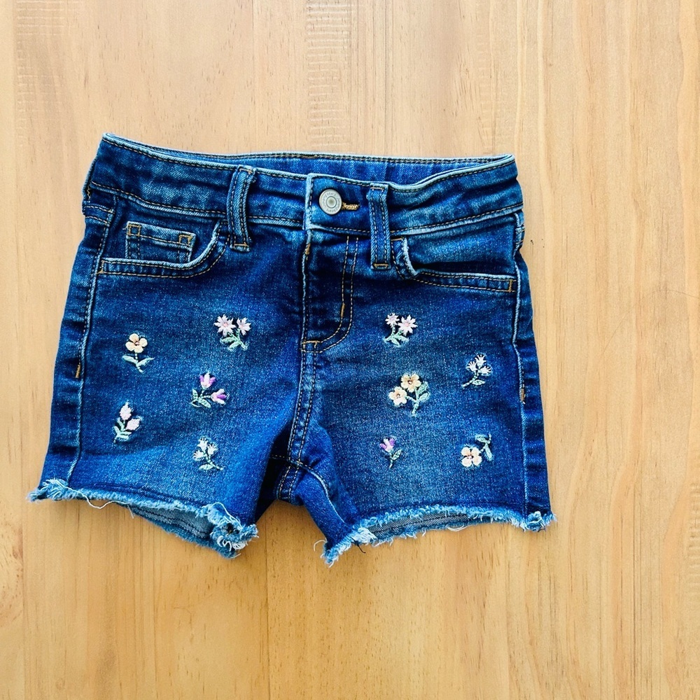 Toddler Girls Jumping Beans Blue Floral Embroidered Denim Shorts Size 5